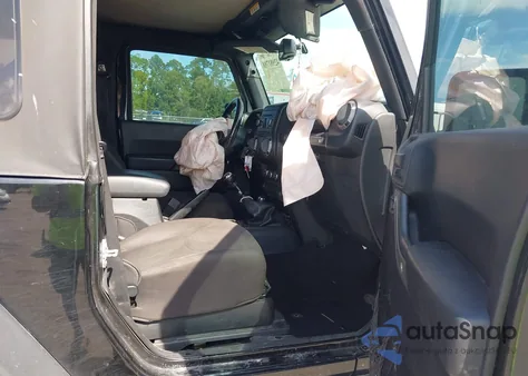 2015 Jeep Wrangler Sport из США, поврежденный, VIN 1C4AJWAG8FL653683